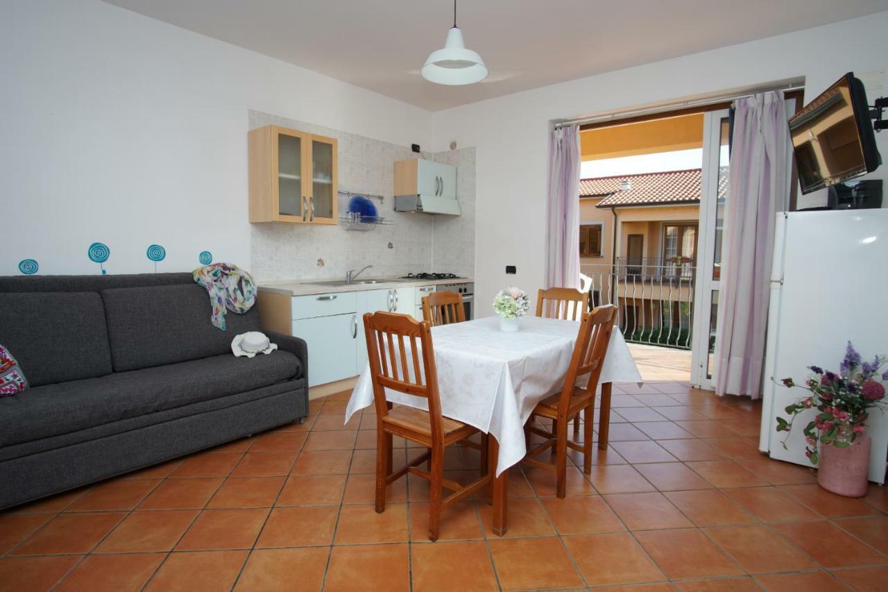 Residence Villa Andrea มารีนาดีกาเมโรตา ภายนอก รูปภาพ